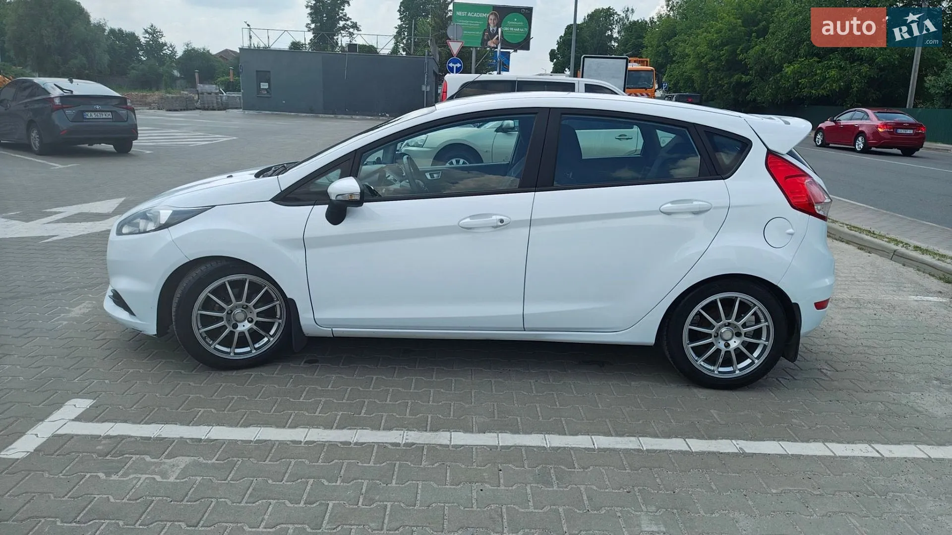 2013 Ford Fiesta - мініатюра 2