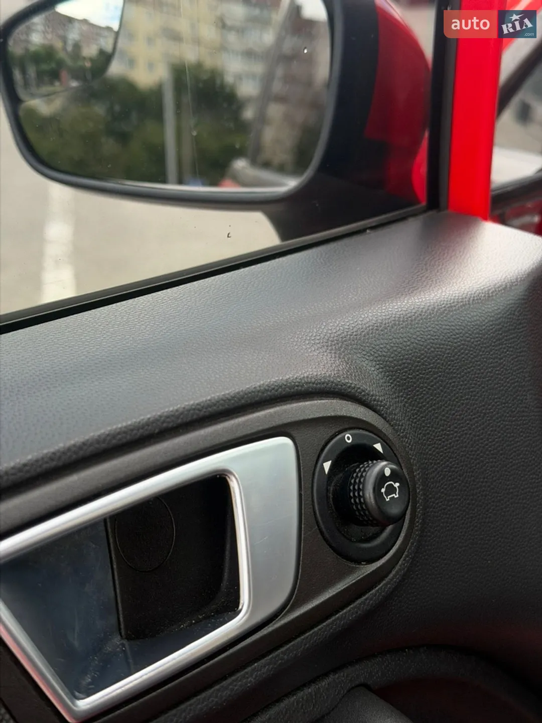 2014 Ford Fiesta - мініатюра 23