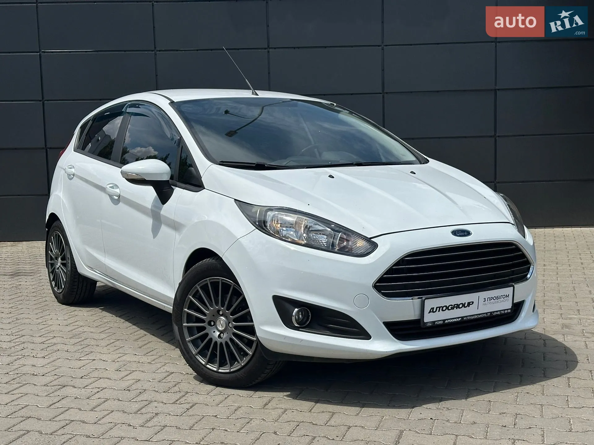 2015 Ford Fiesta - мініатюра 2