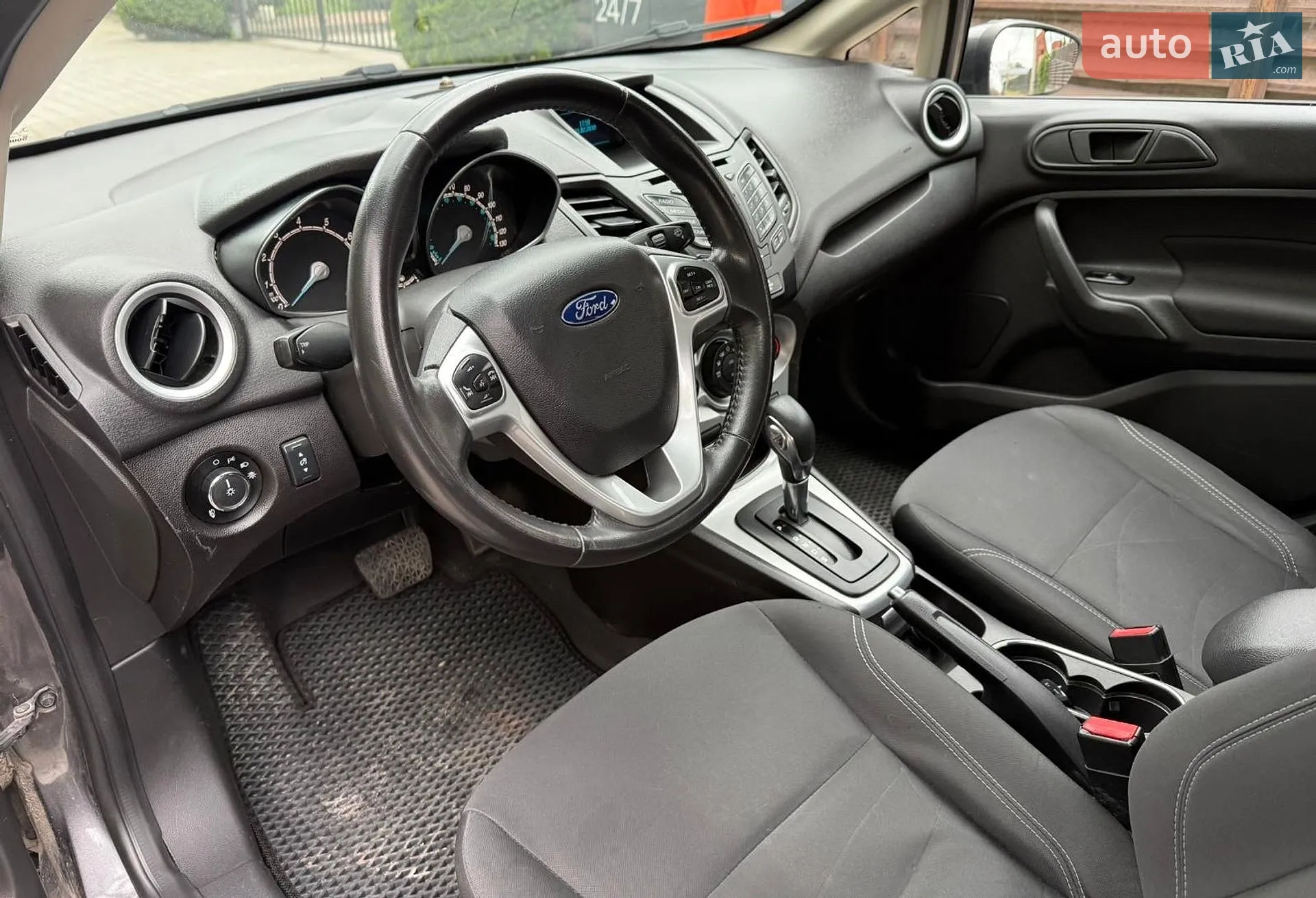 2017 Ford Fiesta - мініатюра 7