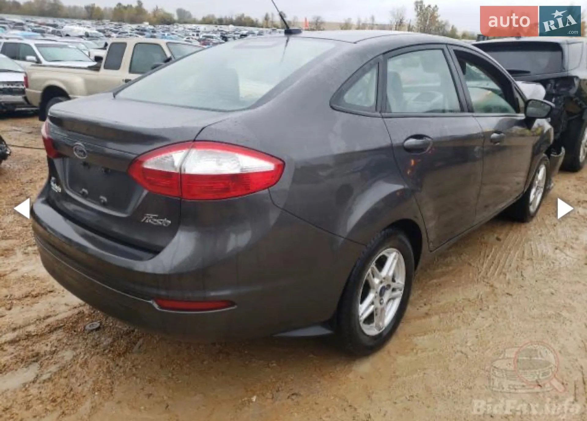 2017 Ford Fiesta - мініатюра 11