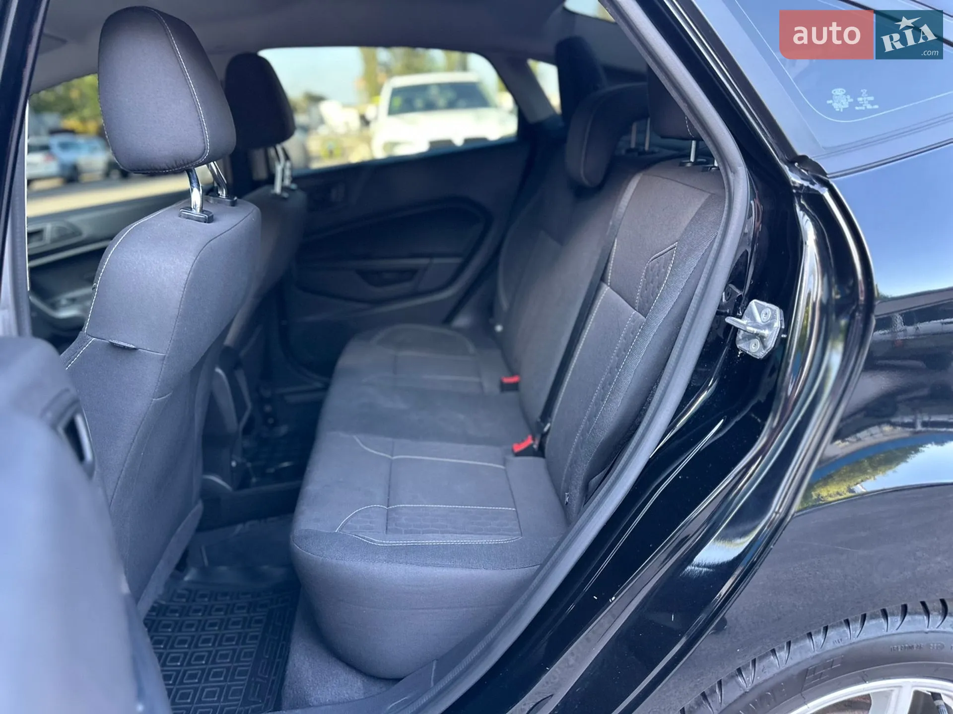 2019 Ford Fiesta - мініатюра 14