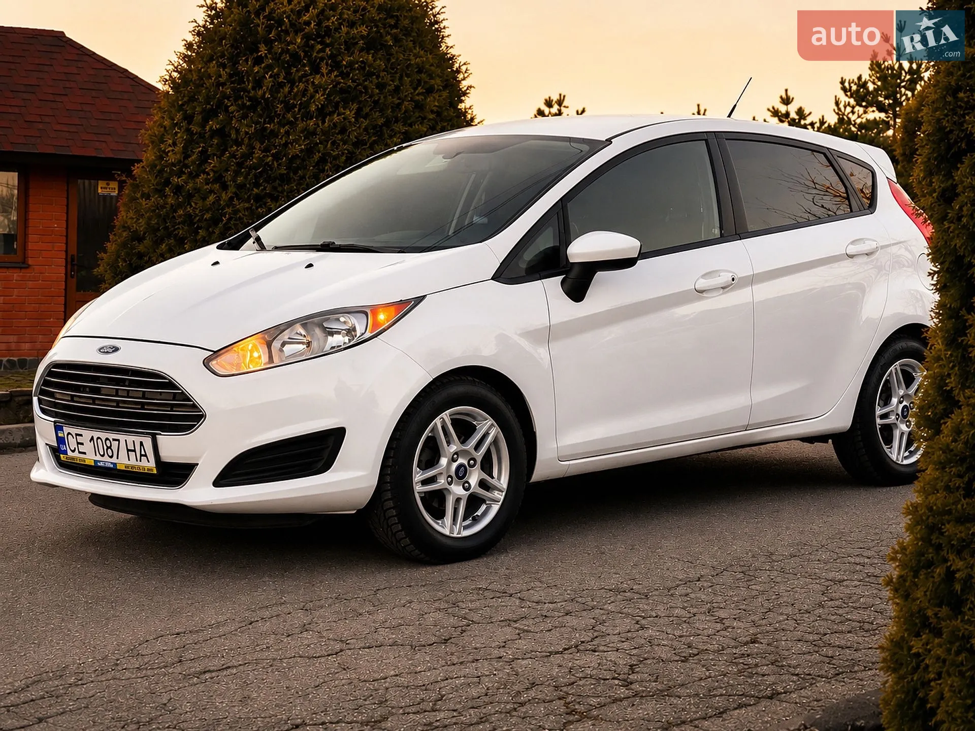 2018 Ford Fiesta - мініатюра 4