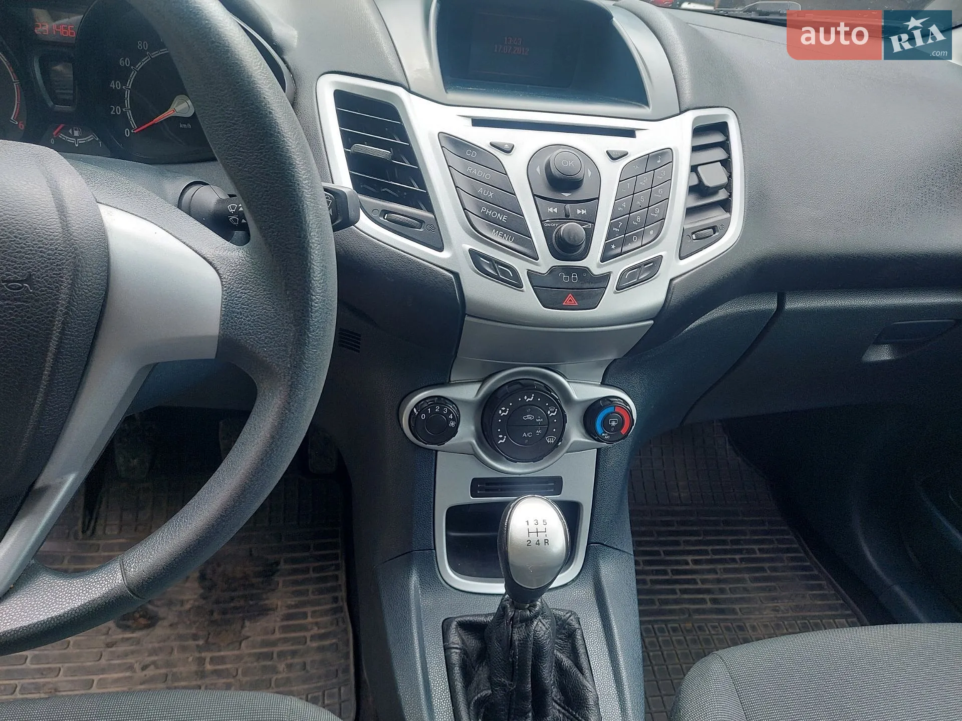 2012 Ford Fiesta - мініатюра 12
