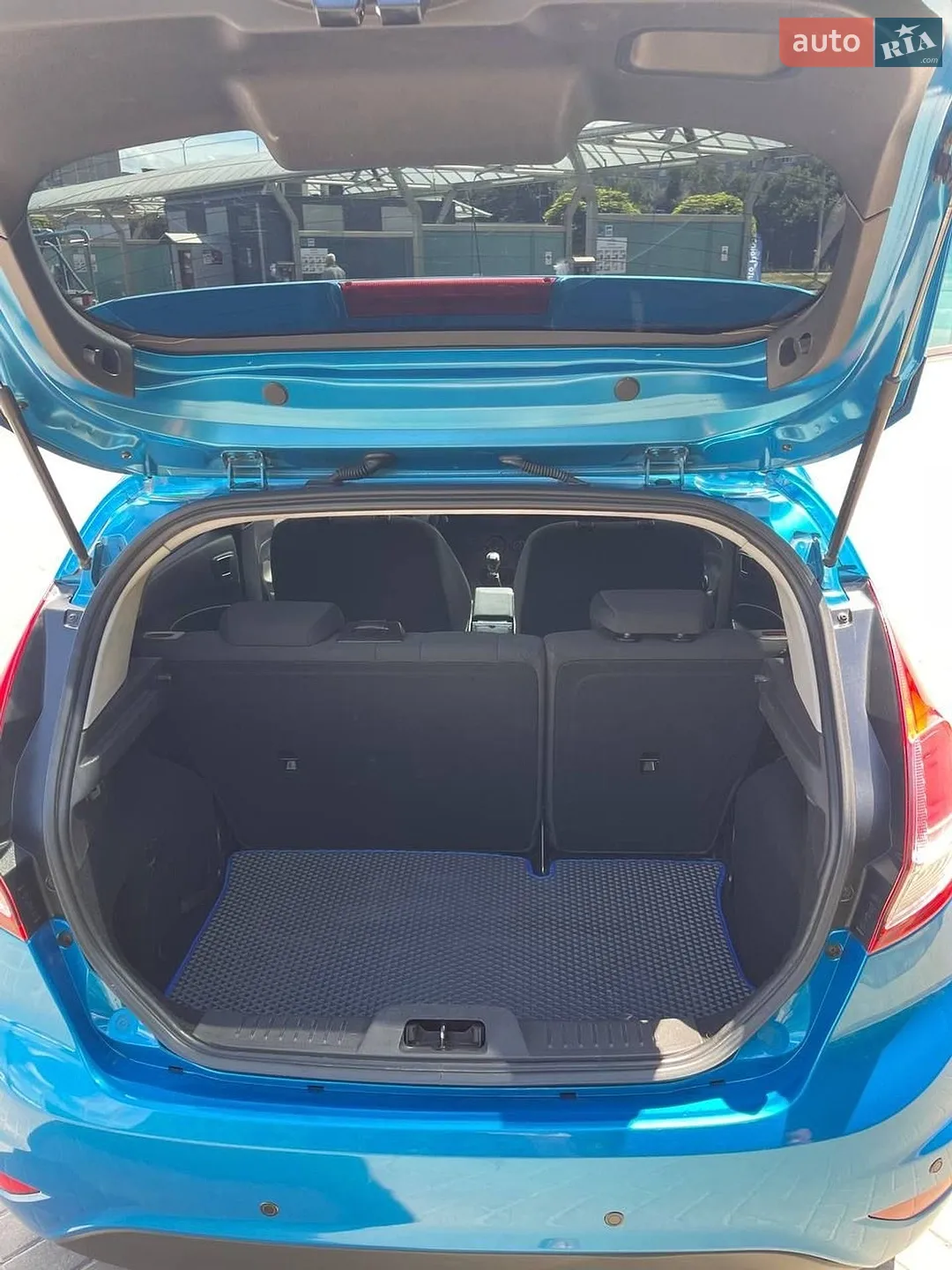 2013 Ford Fiesta - мініатюра 9