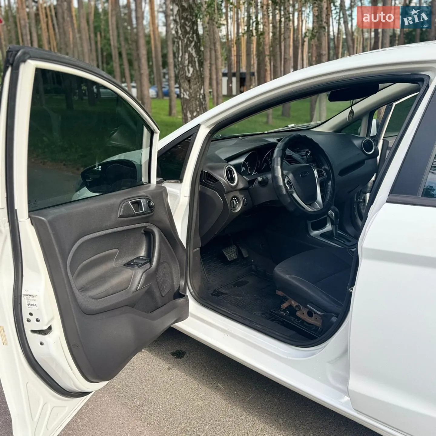 2015 Ford Fiesta - мініатюра 12