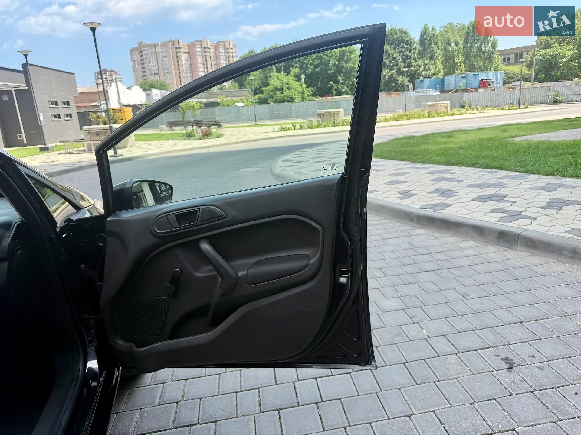 2015 Ford Fiesta - мініатюра 30