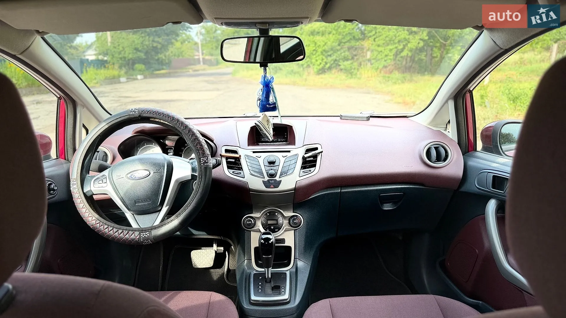 2010 Ford Fiesta - мініатюра 13