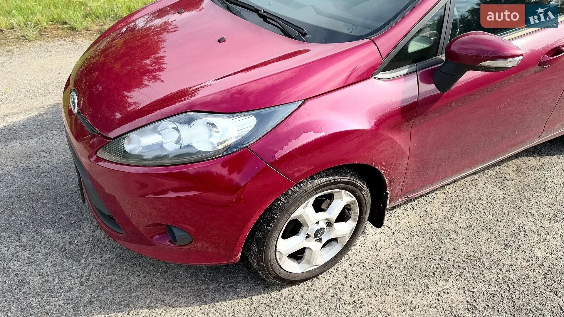 2010 Ford Fiesta - мініатюра 2