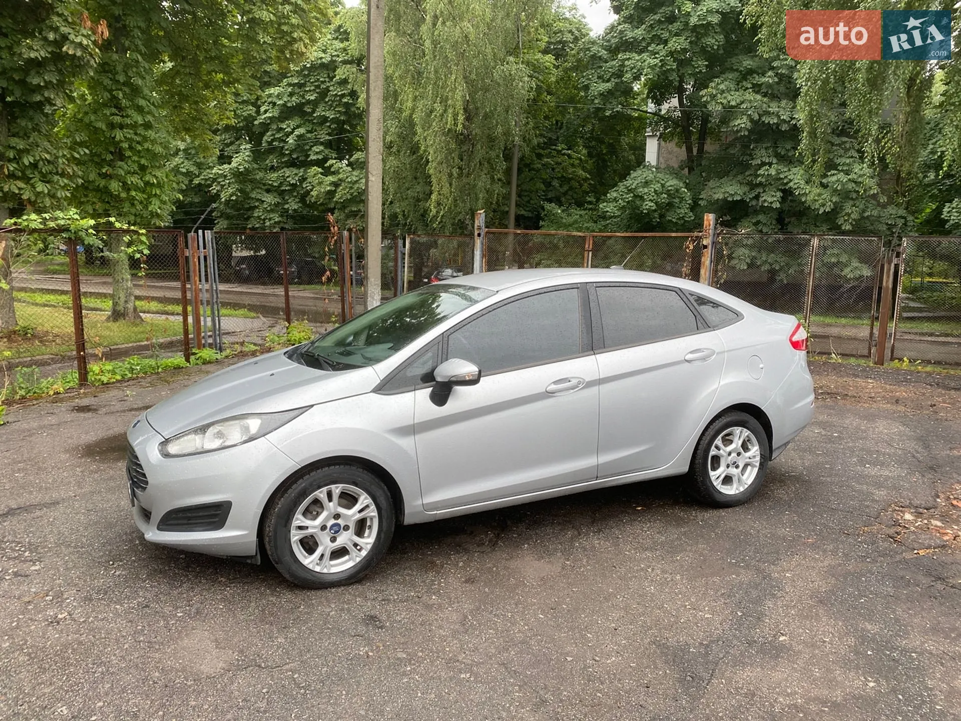 2013 Ford Fiesta - мініатюра 15