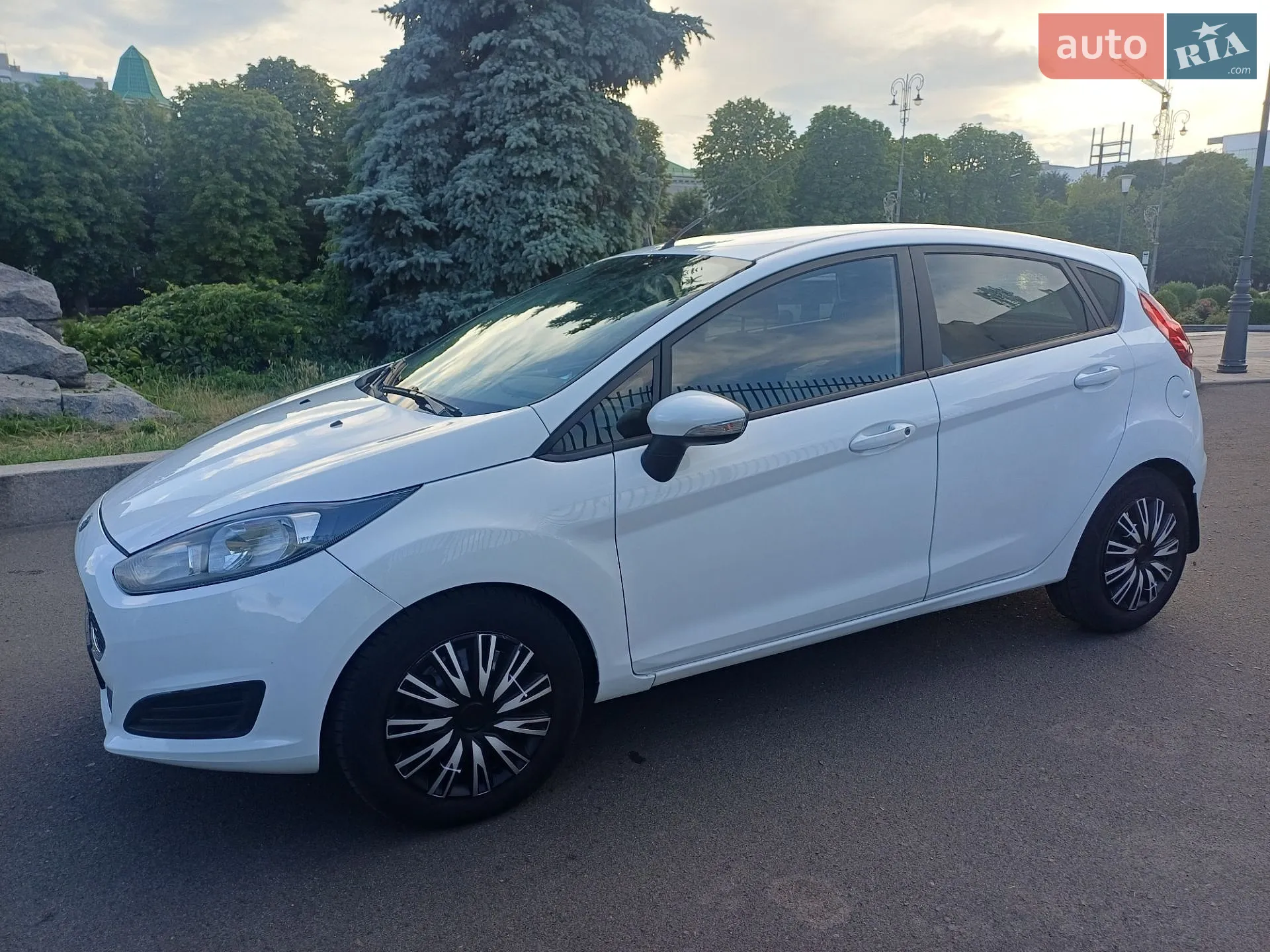 2016 Ford Fiesta - мініатюра 5