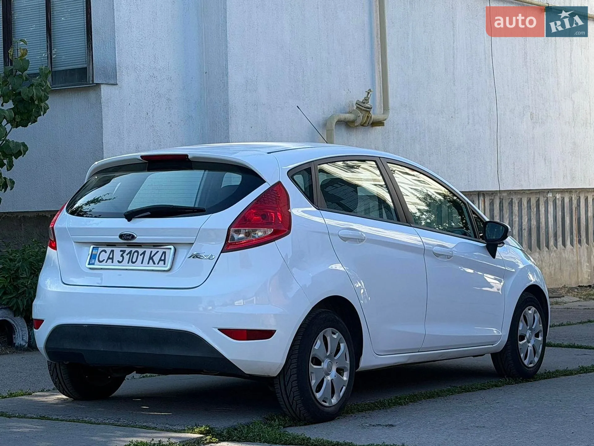 2010 Ford Fiesta - мініатюра 10