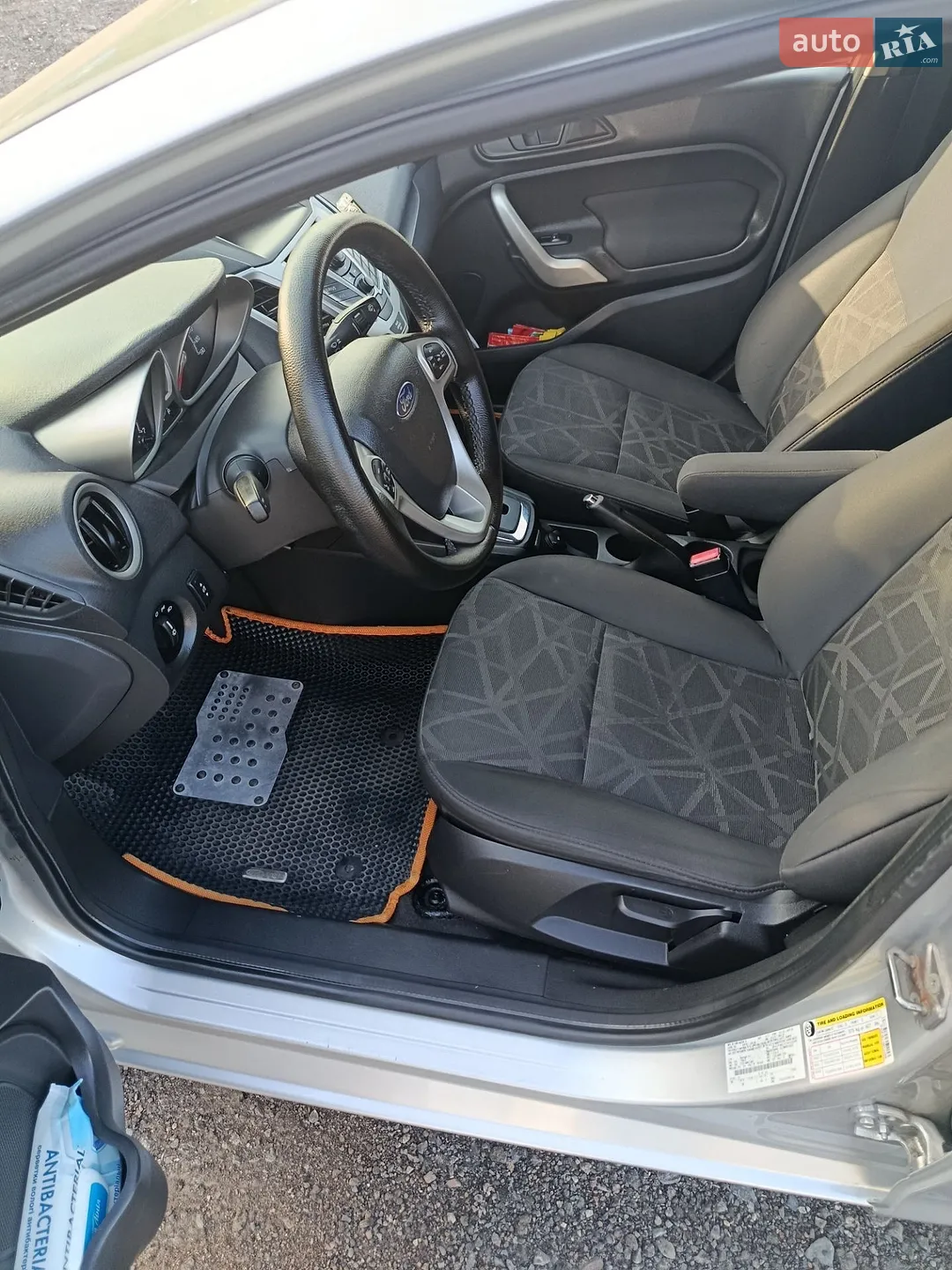 2012 Ford Fiesta - мініатюра 7