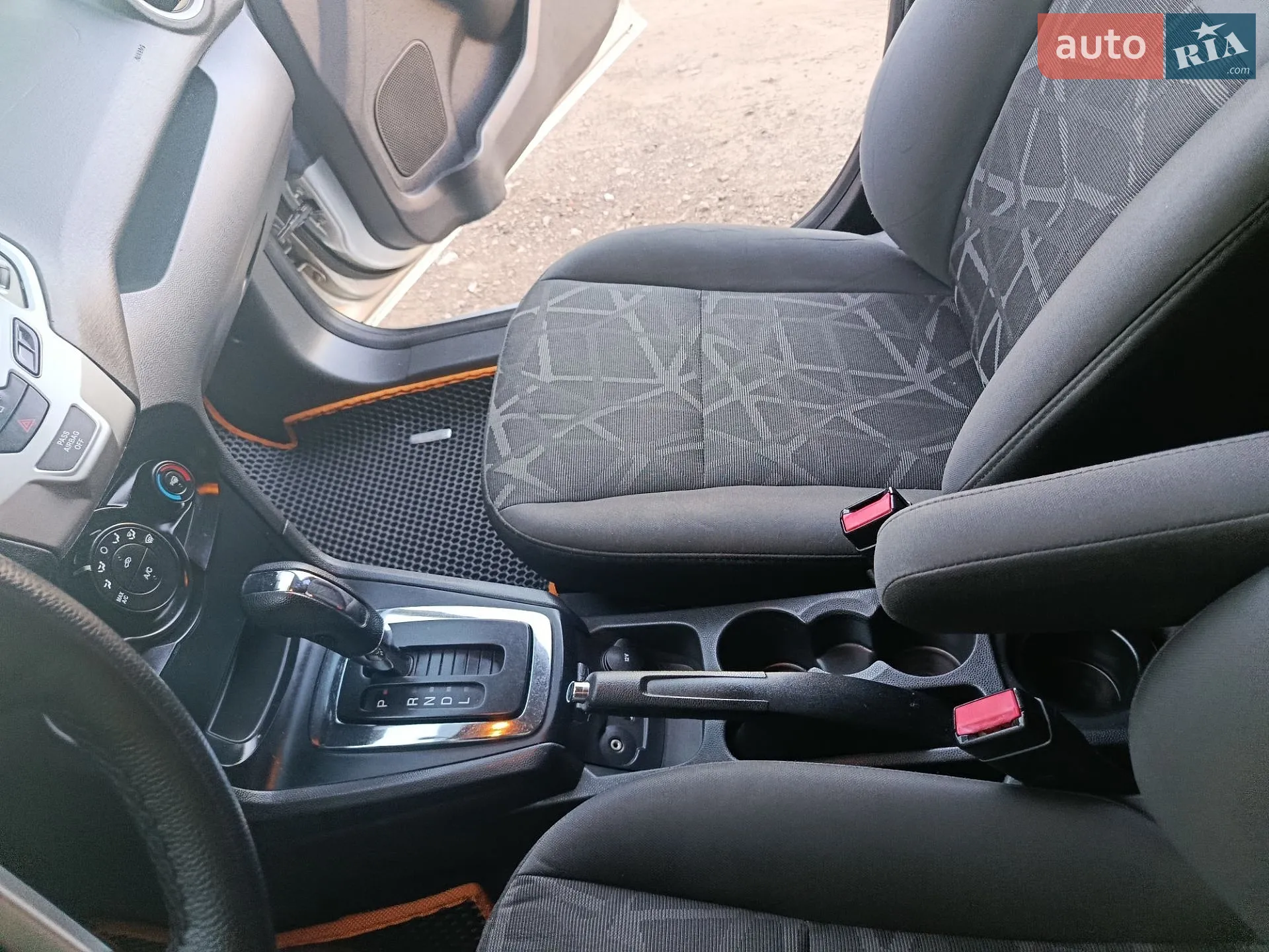 2012 Ford Fiesta - мініатюра 16
