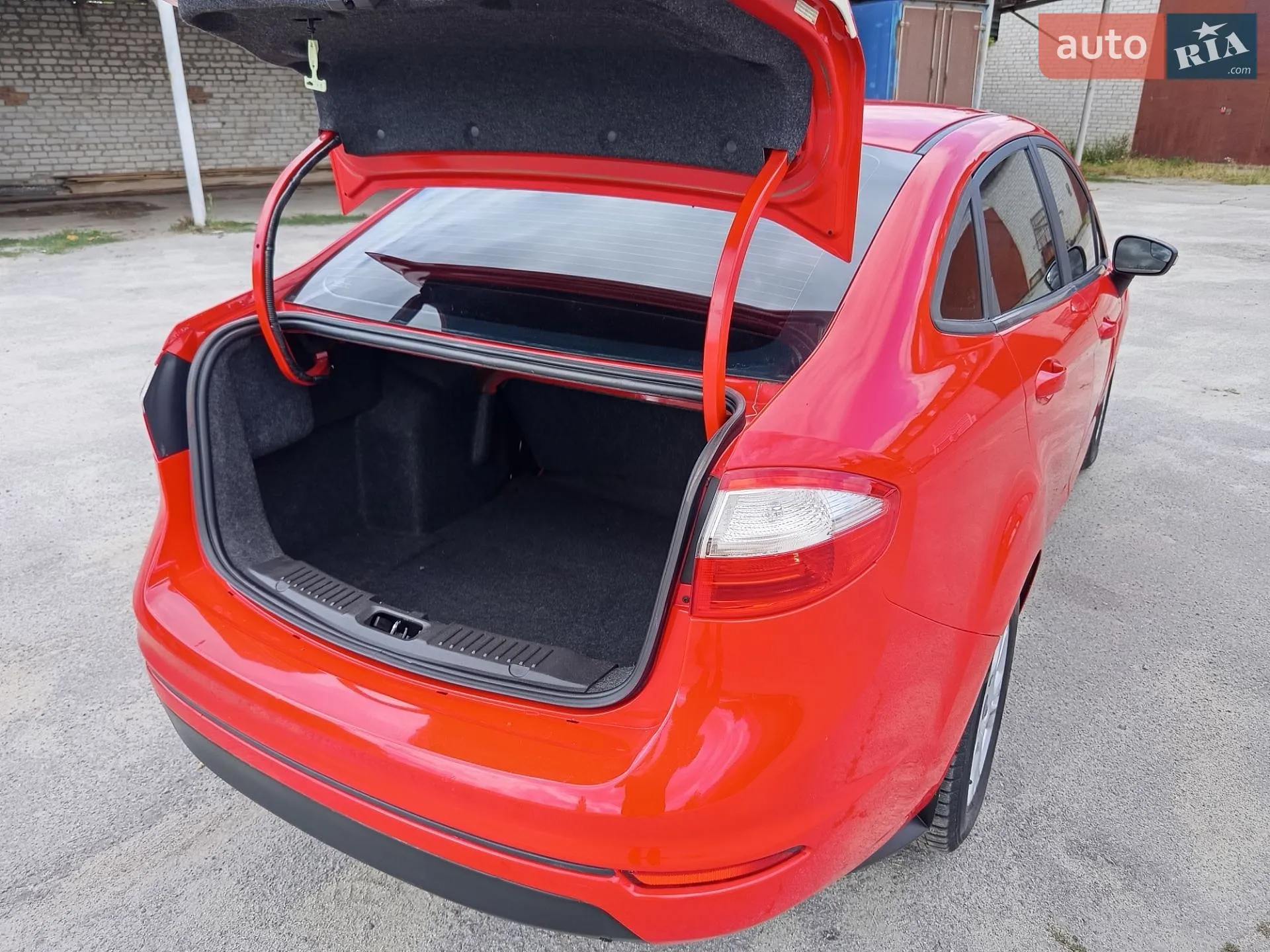 2015 Ford Fiesta - мініатюра 25