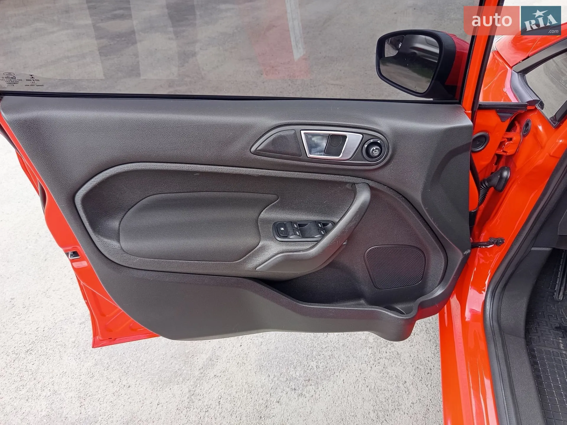 2015 Ford Fiesta - мініатюра 35