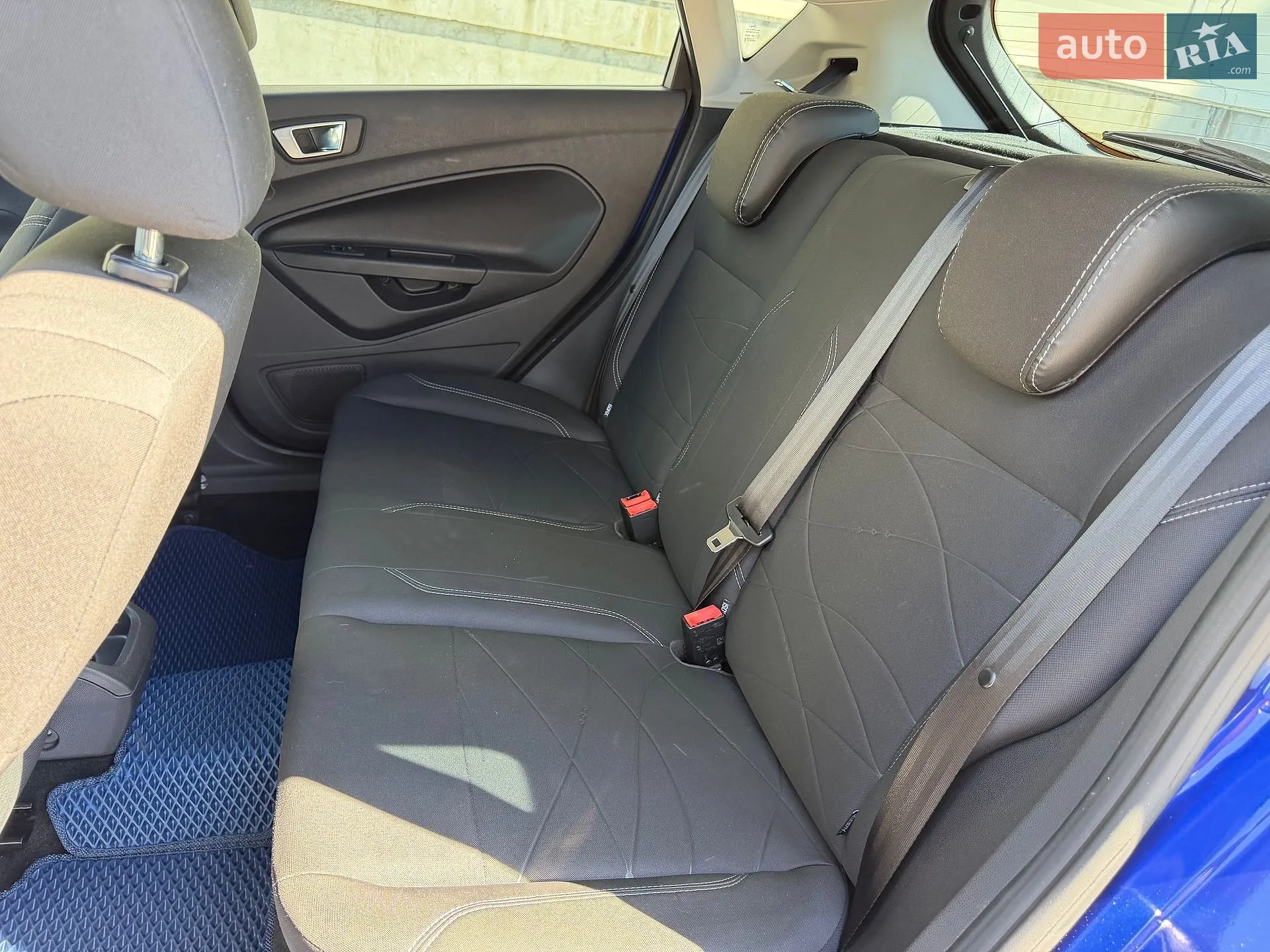 2015 Ford Fiesta - мініатюра 19