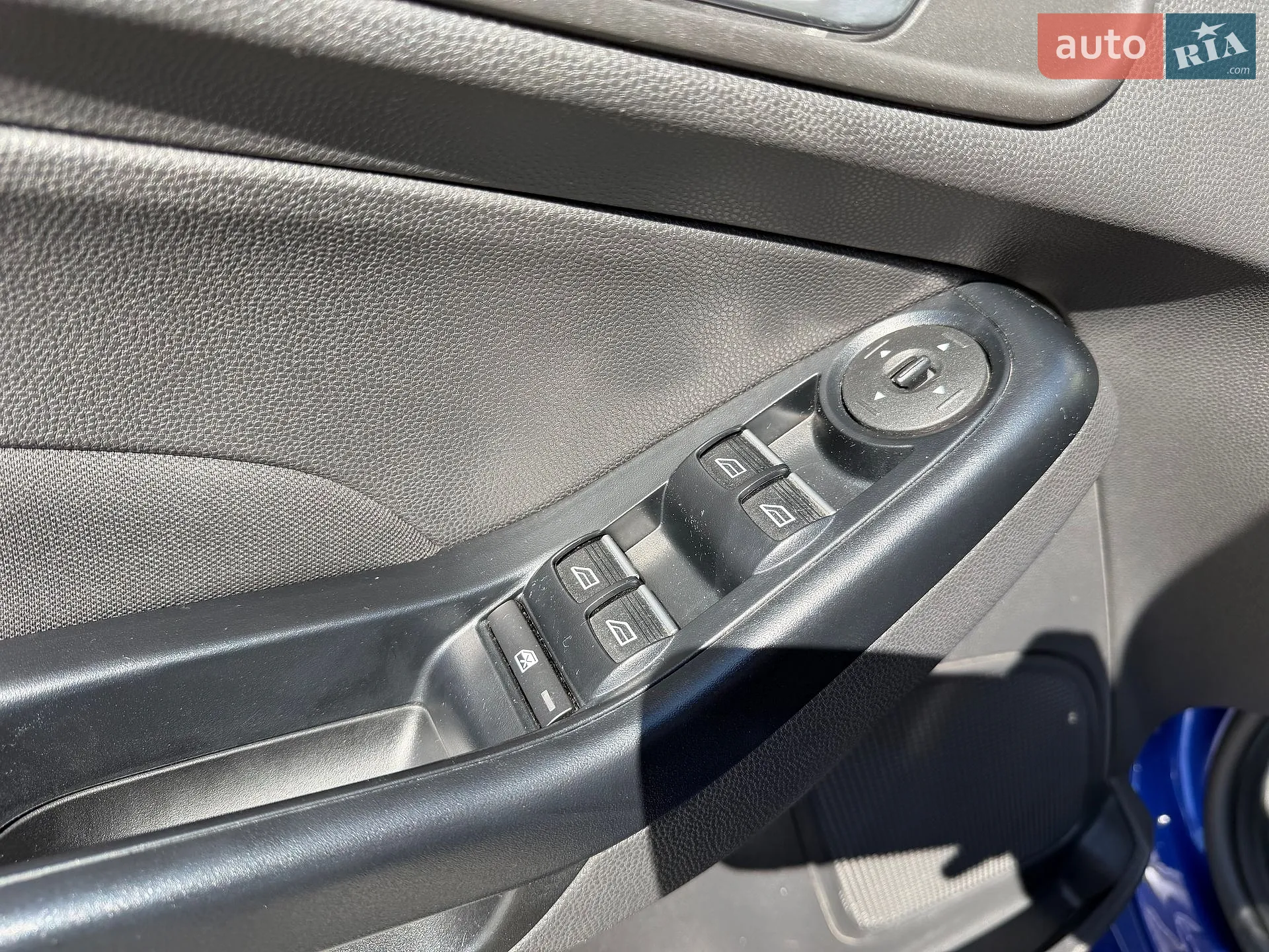 2015 Ford Fiesta - мініатюра 15