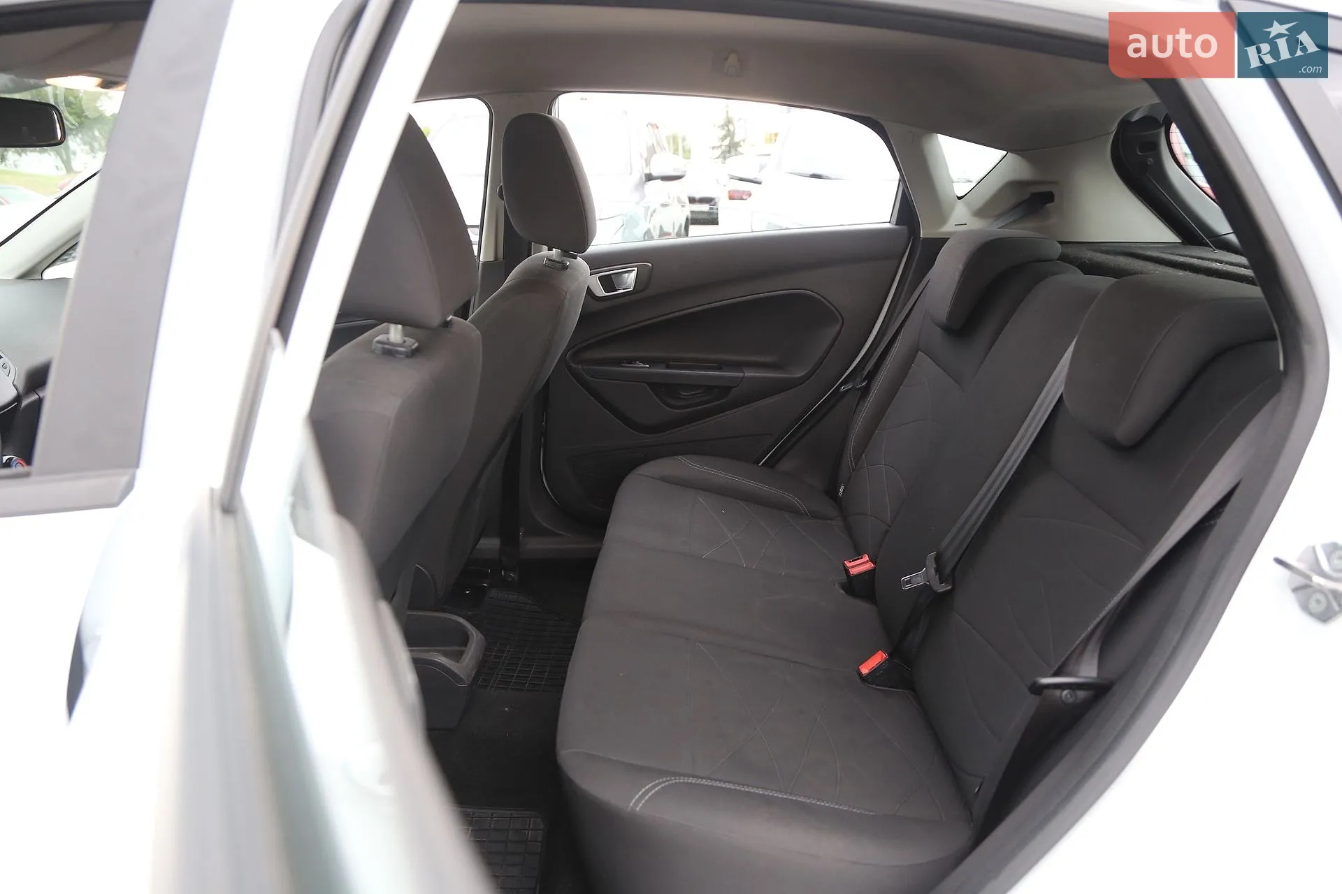 2016 Ford Fiesta - мініатюра 9