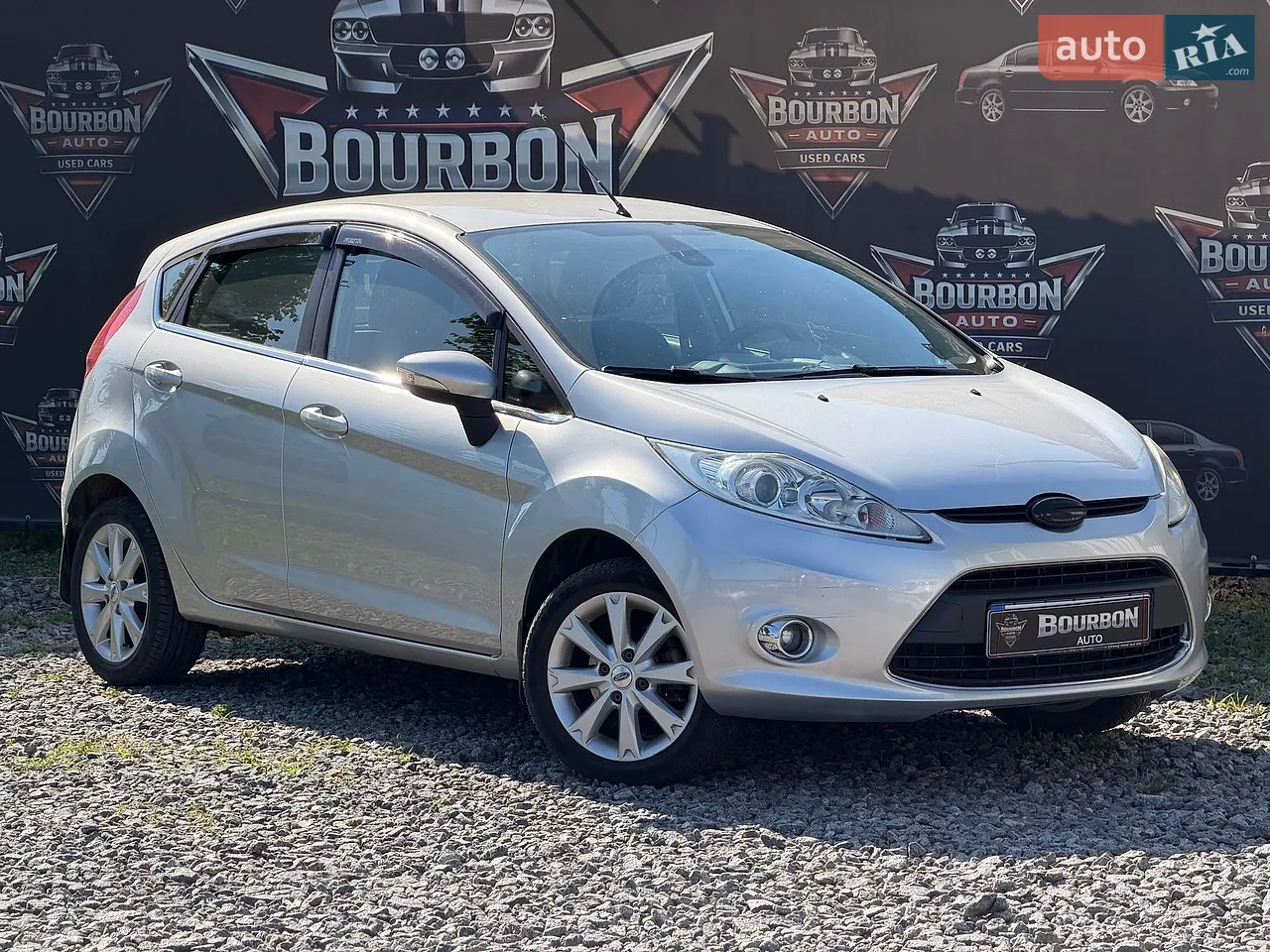 2010 Ford Fiesta - мініатюра 18