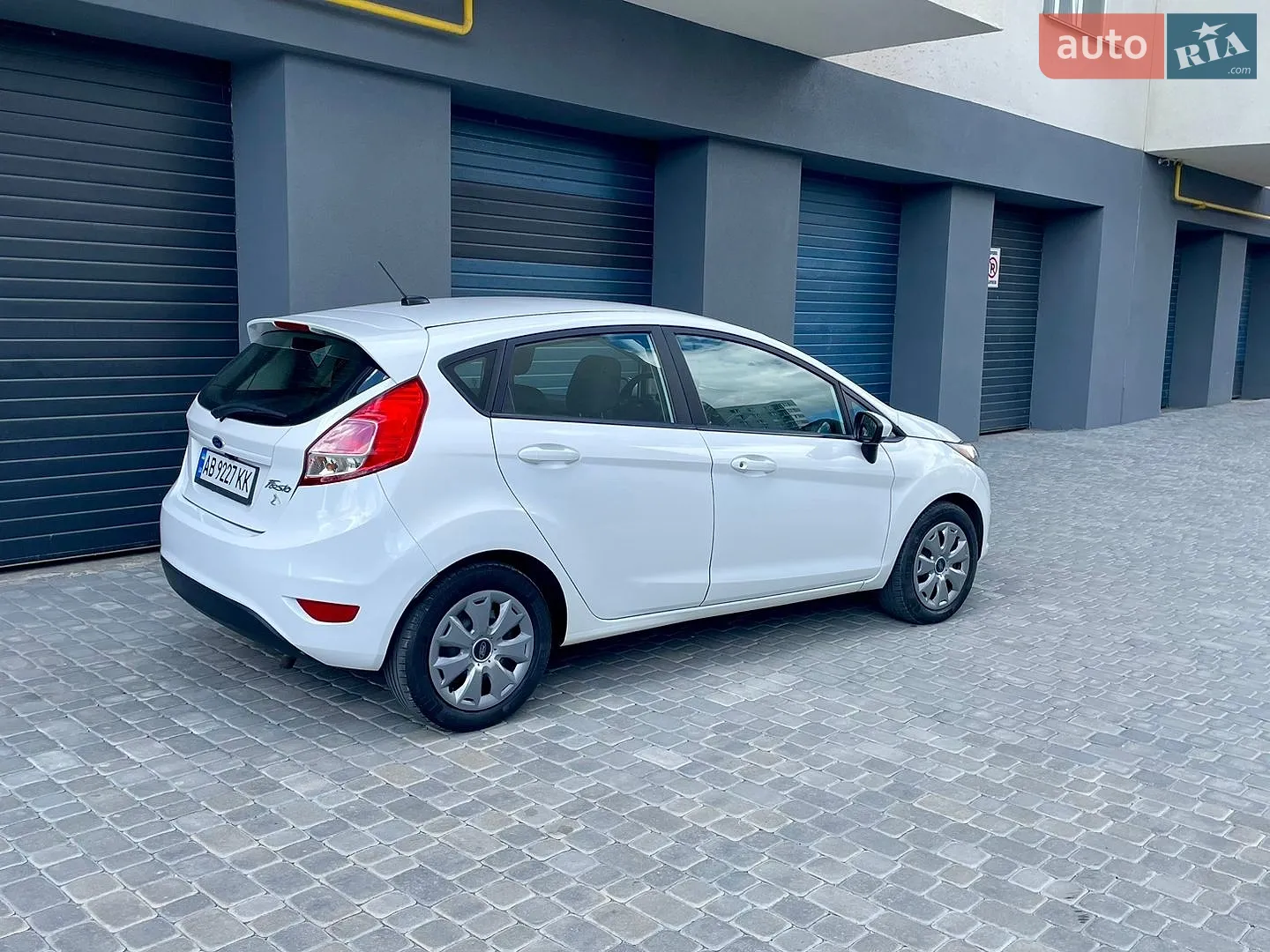 2015 Ford Fiesta - мініатюра 9