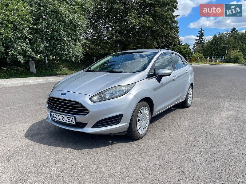 Седан Ford Fiesta 2018 в Луцке