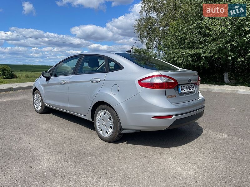 Седан Ford Fiesta 2018 в Луцке