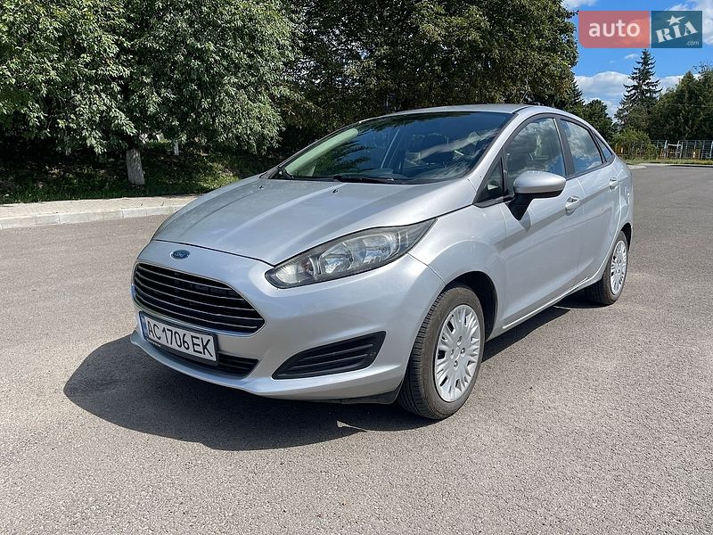 Седан Ford Fiesta 2018 в Луцке