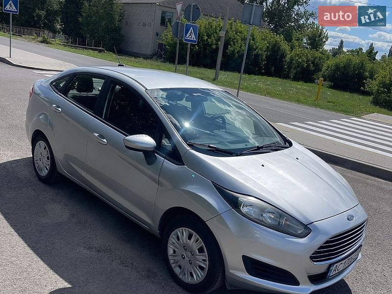 Седан Ford Fiesta 2018 в Луцке