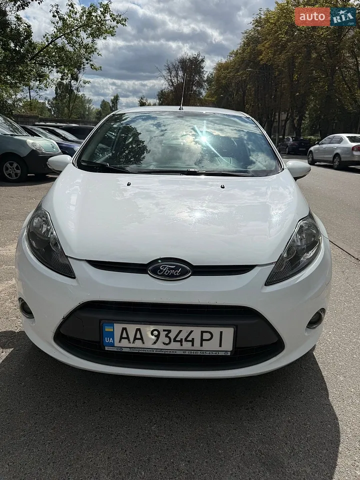 2013 Ford Fiesta - мініатюра 16
