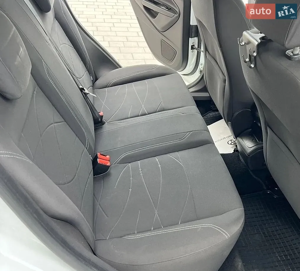 2014 Ford Fiesta - мініатюра 12