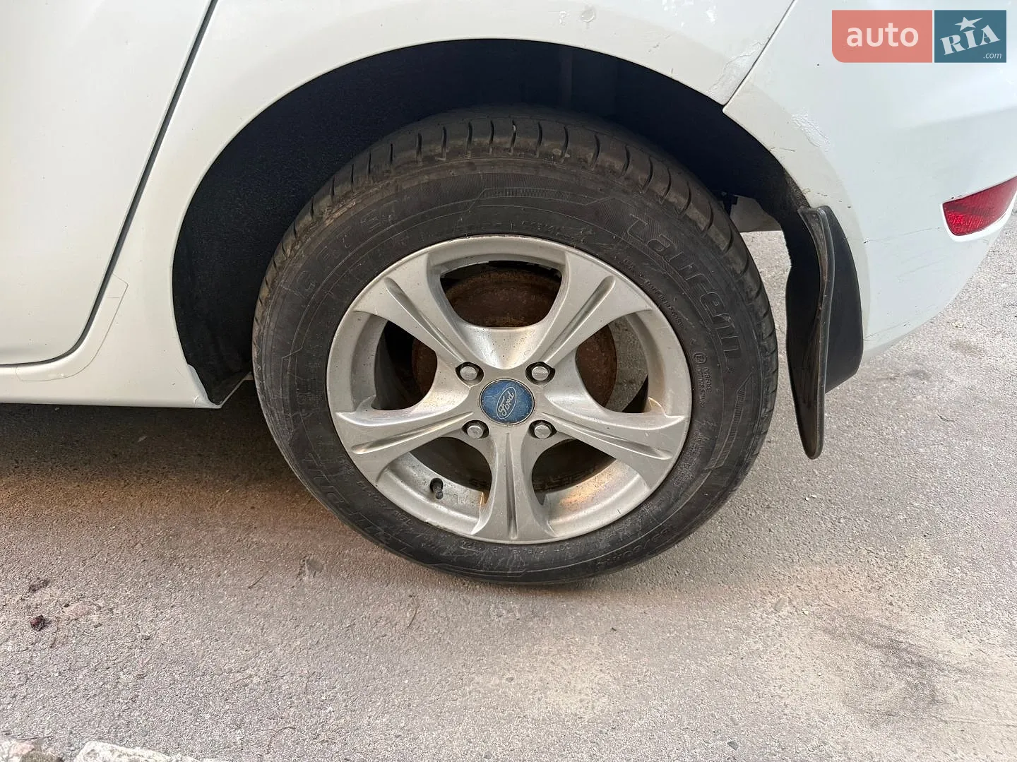 2012 Ford Fiesta - мініатюра 10