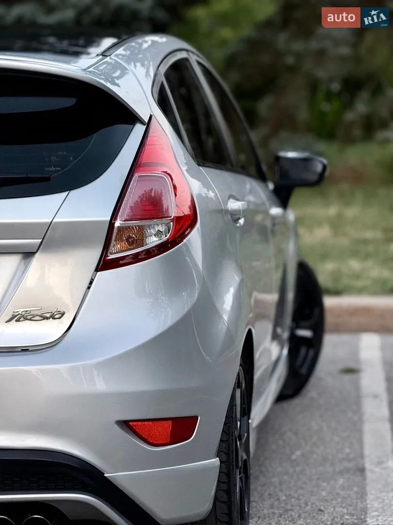 2015 Ford Fiesta - мініатюра 34