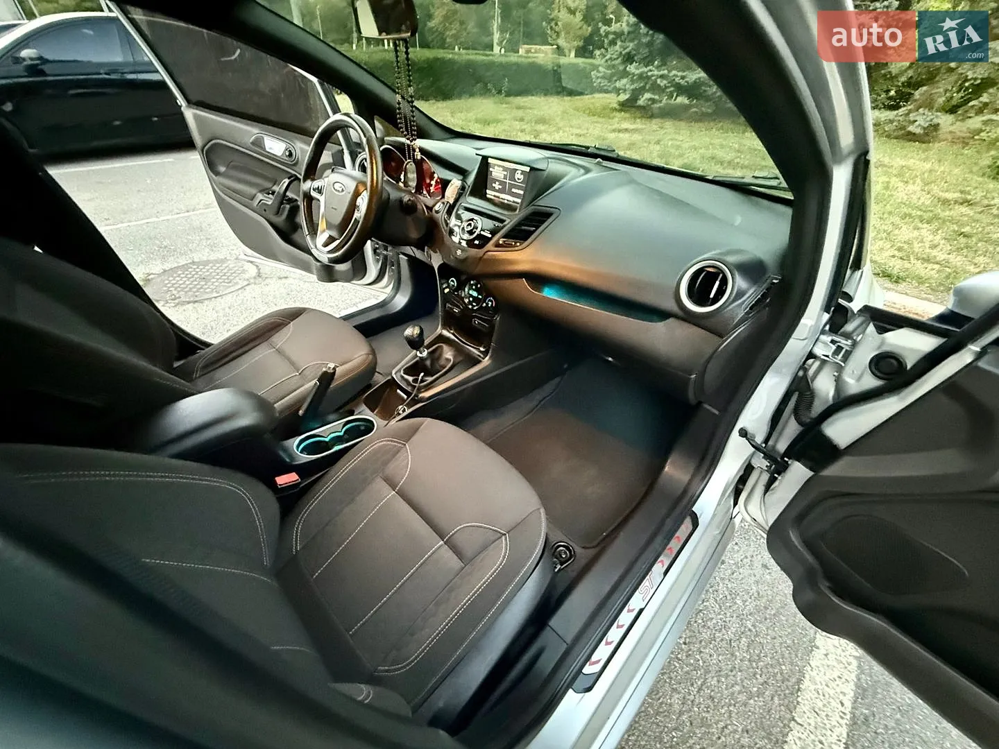 2015 Ford Fiesta - мініатюра 60