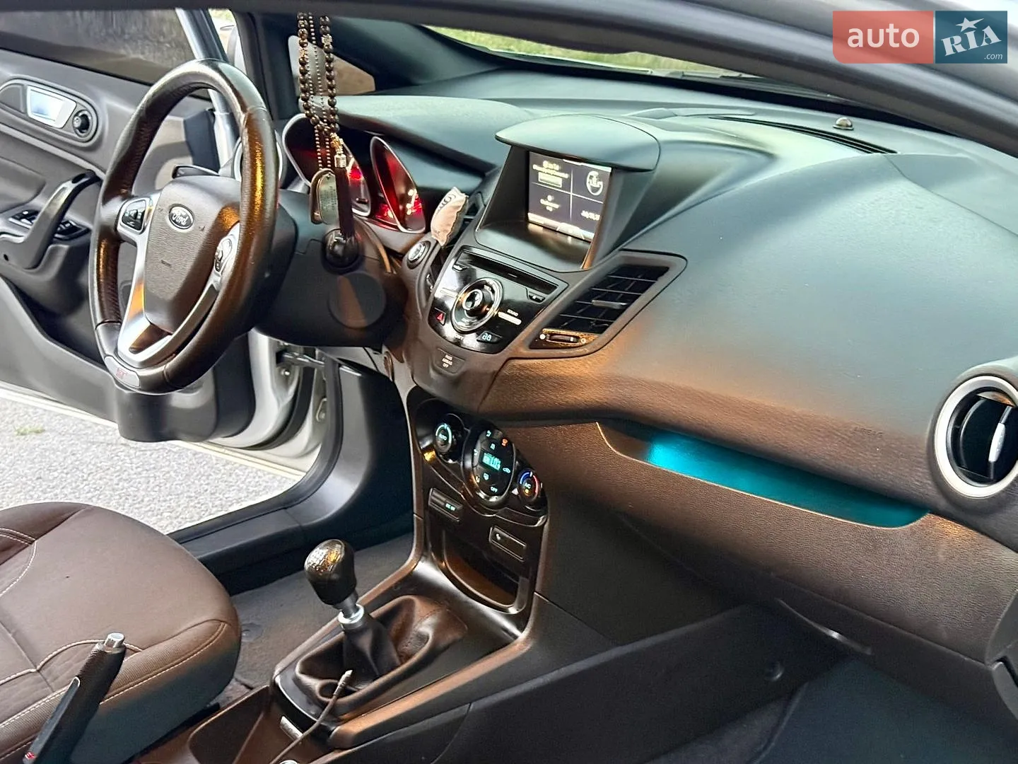 2015 Ford Fiesta - мініатюра 63