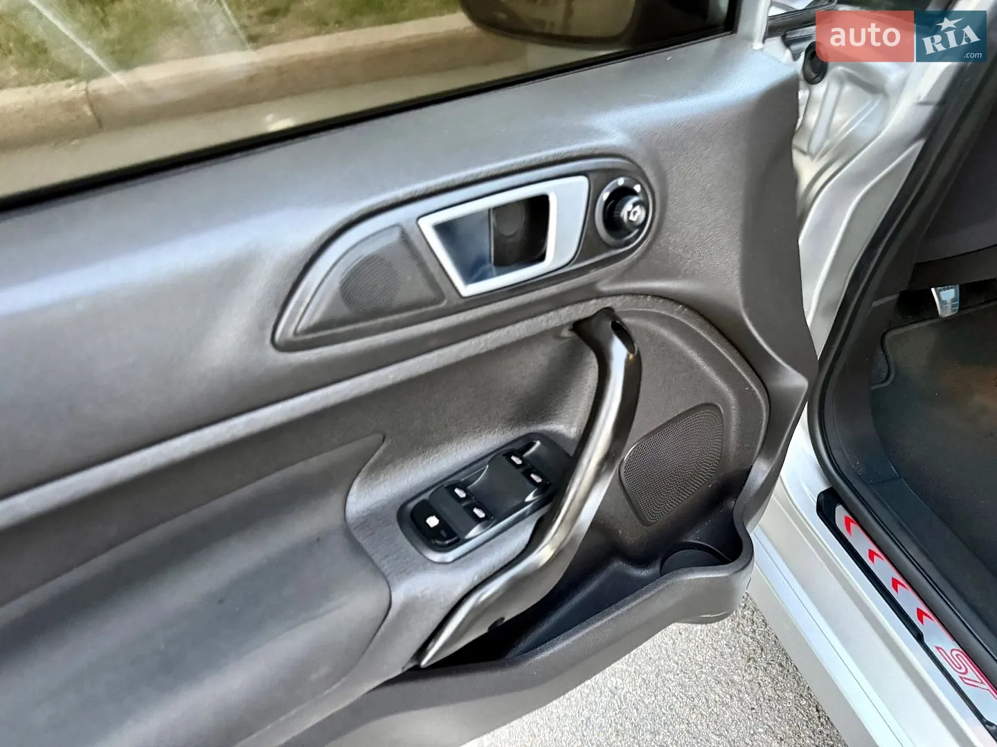 2015 Ford Fiesta - мініатюра 64