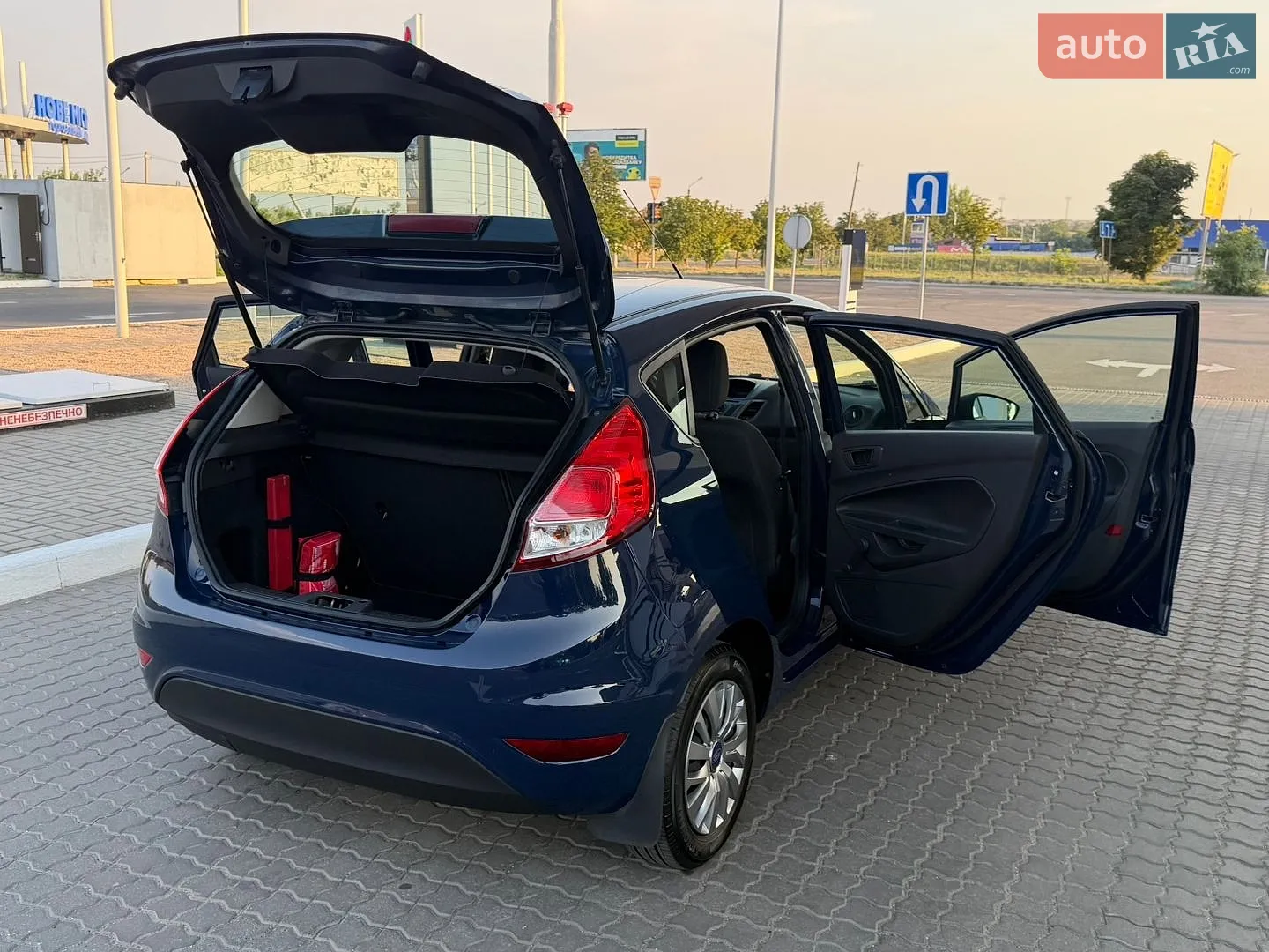 2013 Ford Fiesta - мініатюра 43