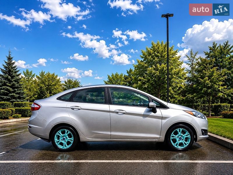 Седан Ford Fiesta 2018 в Києві