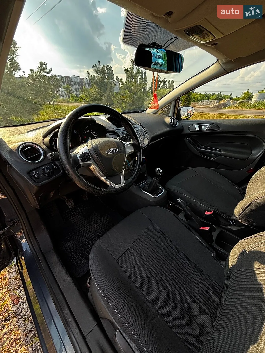 2013 Ford Fiesta - мініатюра 15
