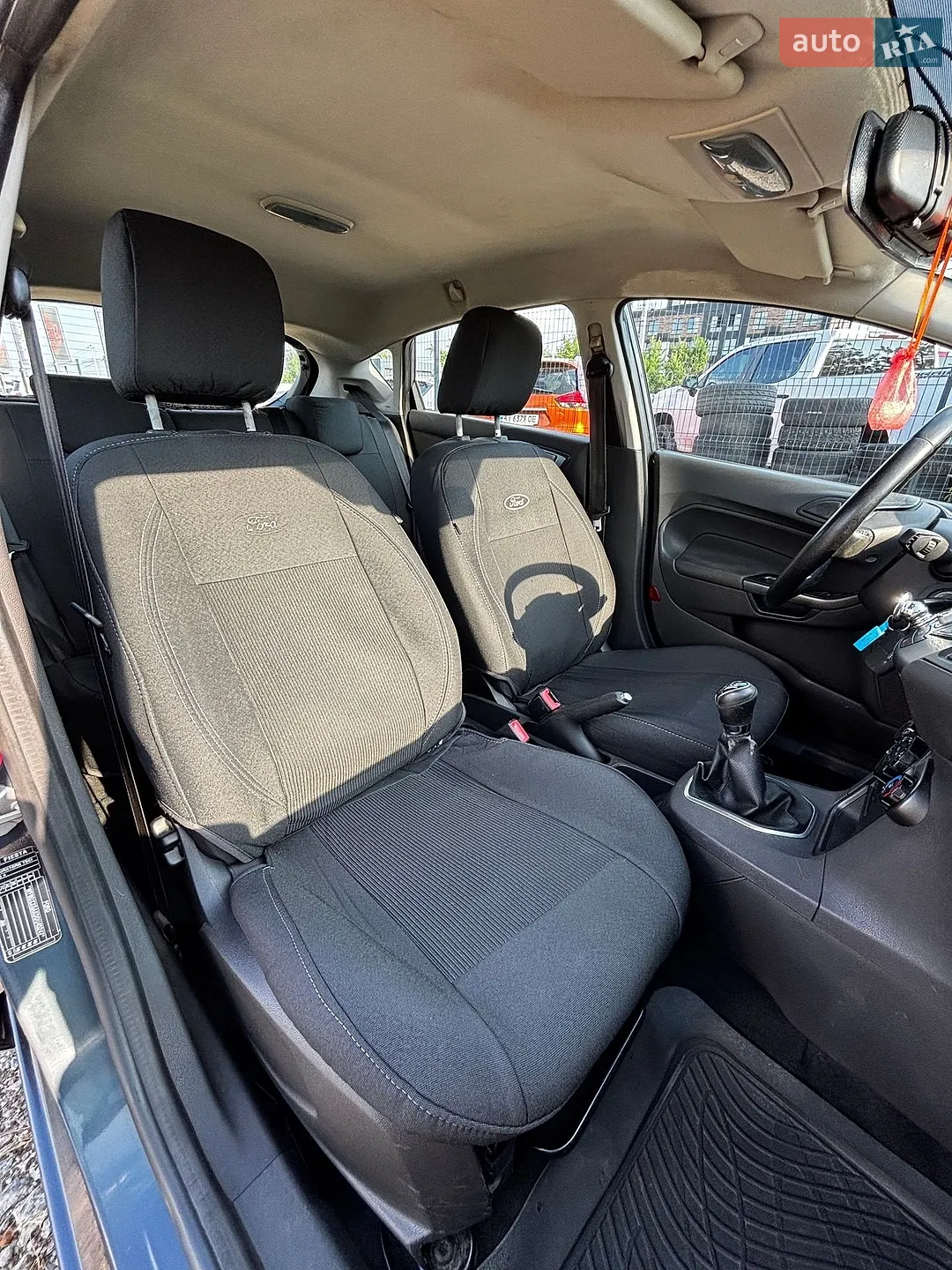 2013 Ford Fiesta - мініатюра 20