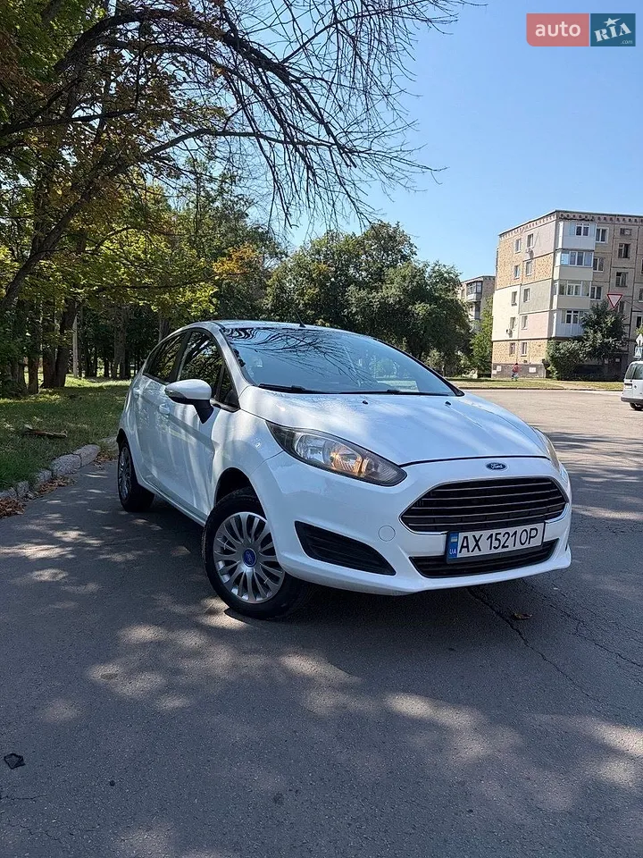 2015 Ford Fiesta - мініатюра 13