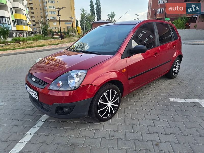 Ford Fiesta, photos from the listing