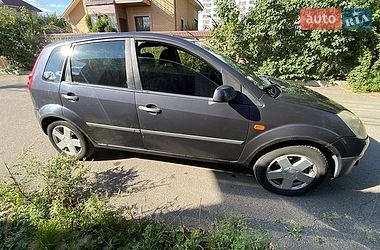 Хэтчбек Ford Fiesta 2007 в Вишневом фото 3 Хэтчбек Ford Fiesta 2007 в Вишневом