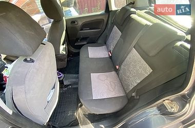 Хэтчбек Ford Fiesta 2007 в Вишневом фото 7 Хэтчбек Ford Fiesta 2007 в Вишневом