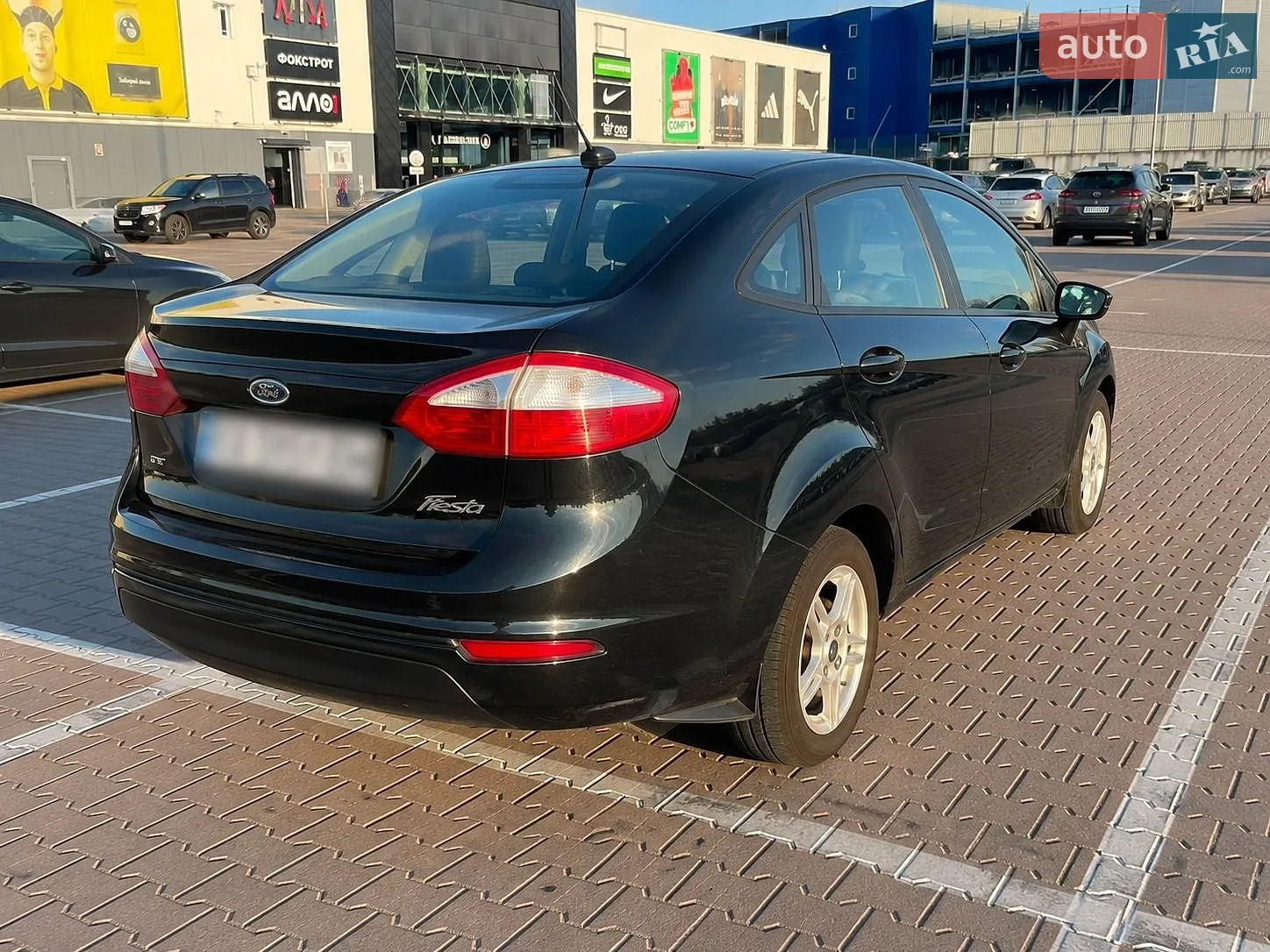 2017 Ford Fiesta - мініатюра 4