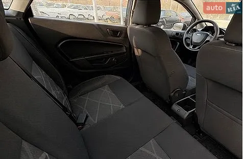 2013 Ford Fiesta - мініатюра 10