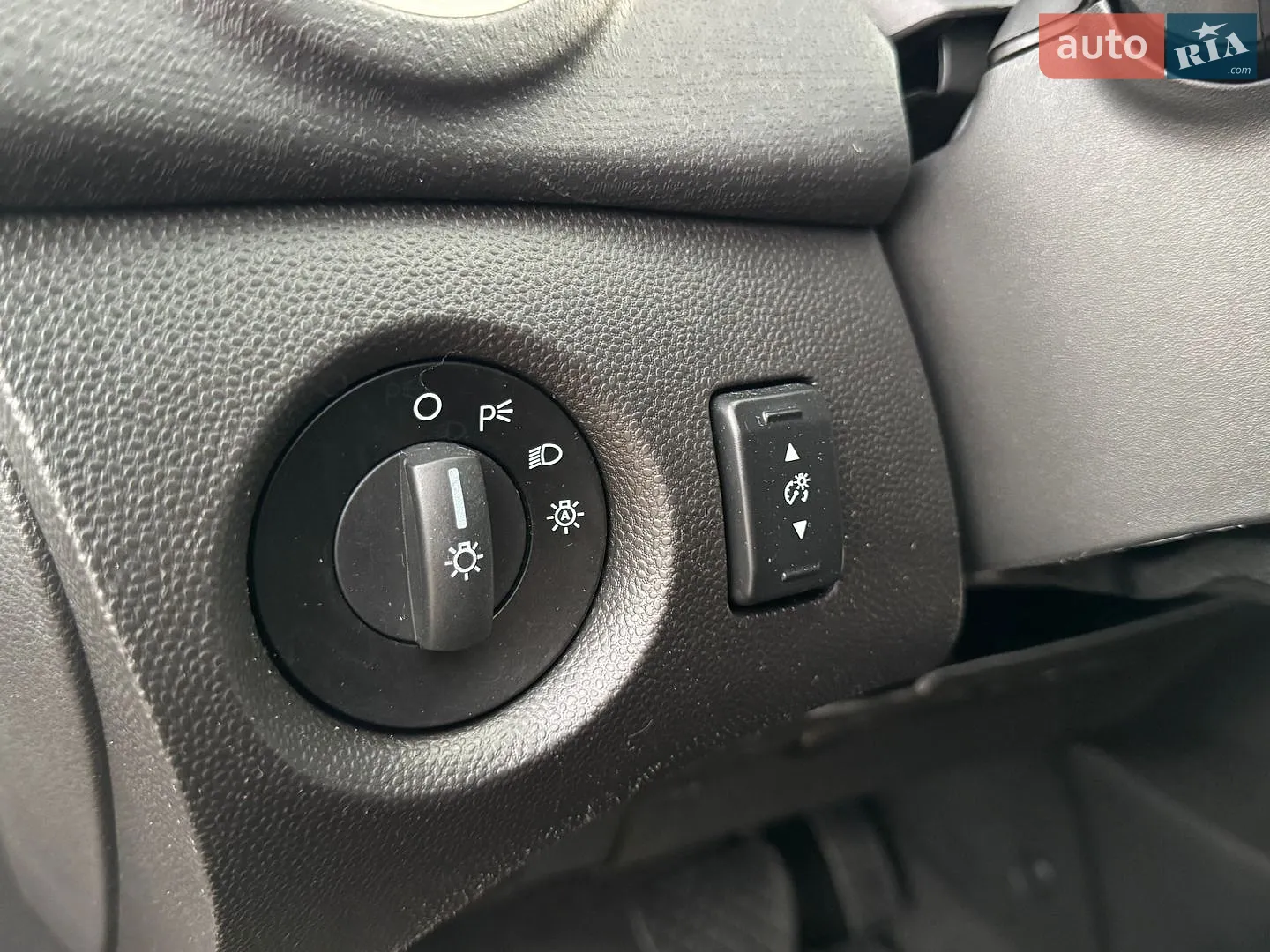 2015 Ford Fiesta - мініатюра 19