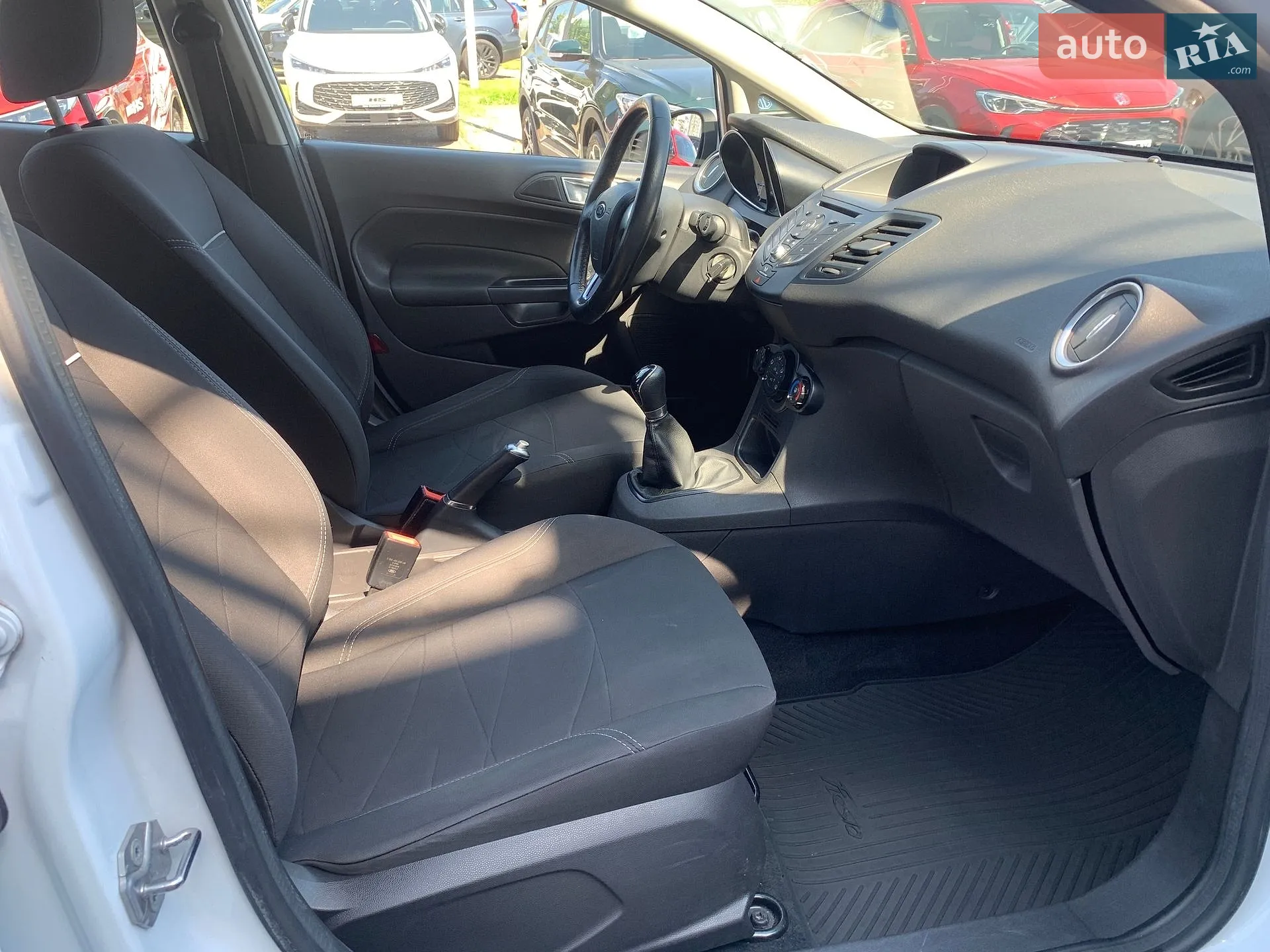 2017 Ford Fiesta - мініатюра 13
