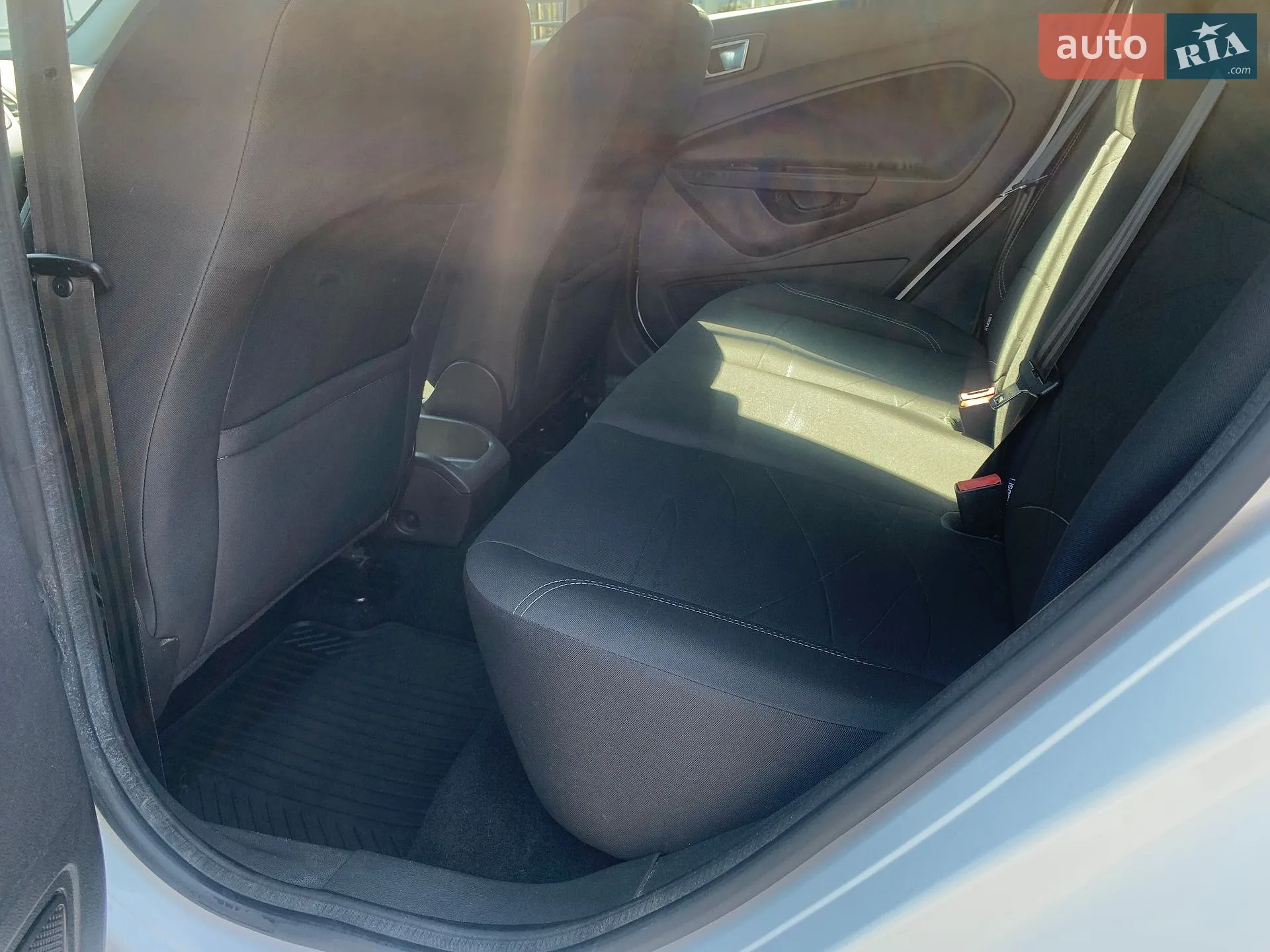 2017 Ford Fiesta - мініатюра 26