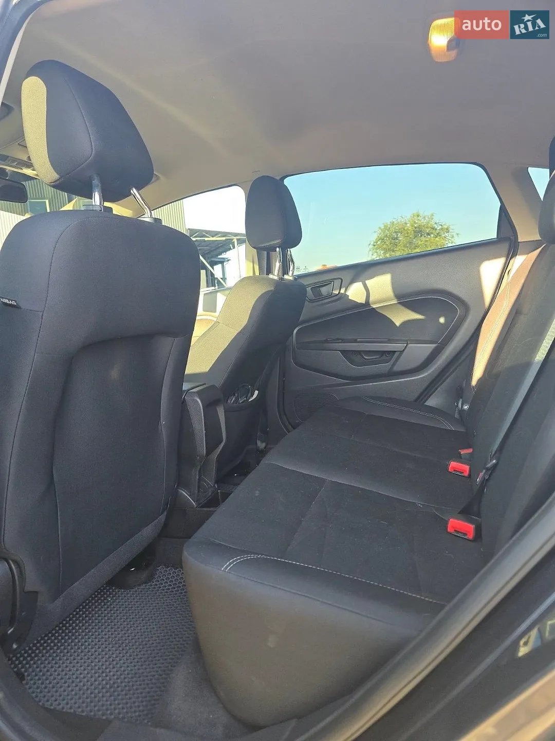2019 Ford Fiesta - мініатюра 11